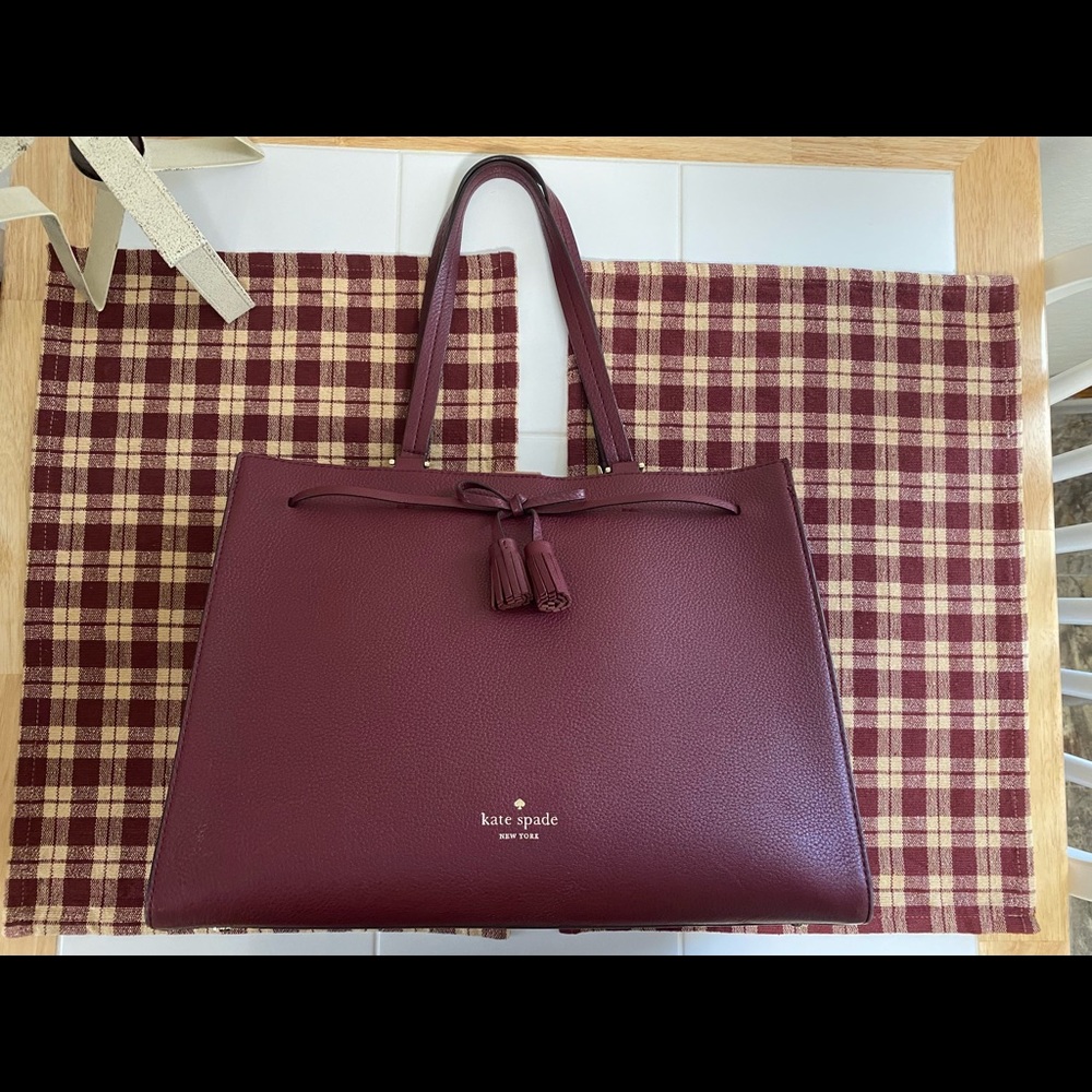 🌸🎀EUC Kate Spade tote